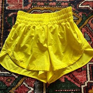 Lululemon Track That High-Rise Lined short 3” size 4